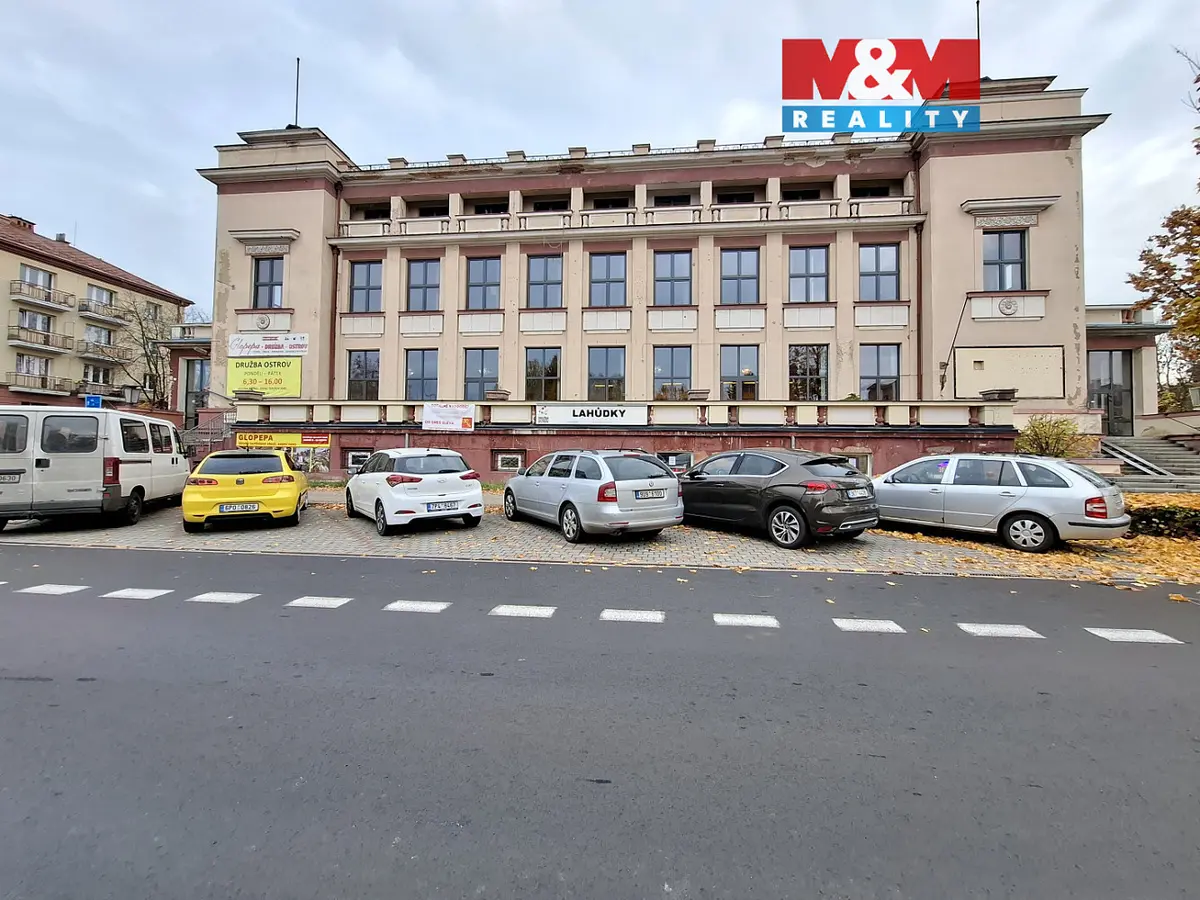 Pronájem komerčního prostoru 600 m², Ostrov · okres Karlovy Vary