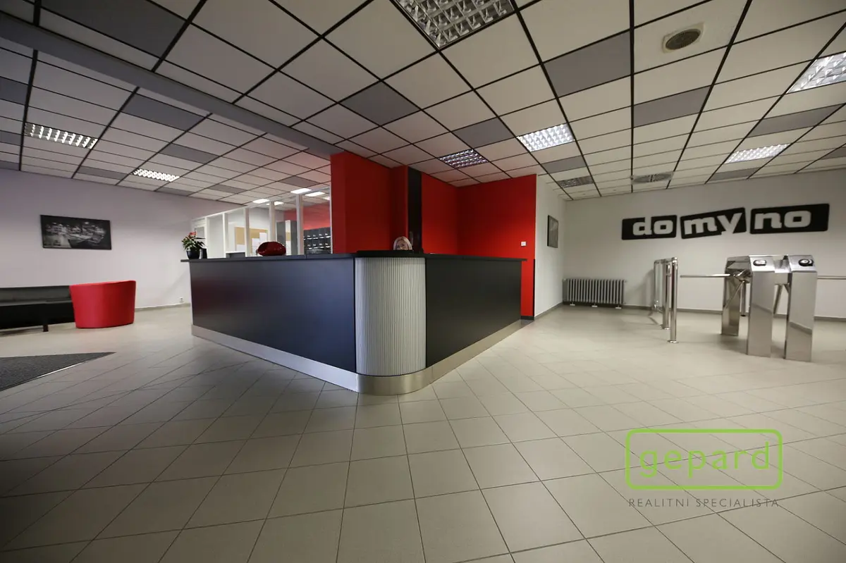 Pronájem komerčního prostoru 48 m², Hodkovická · Kamýk