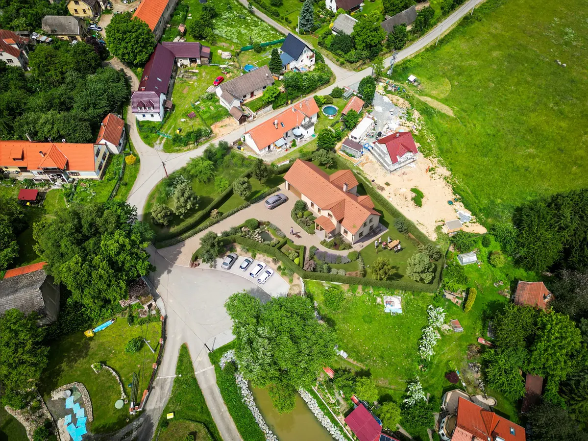 Prodej pozemku 1582 m², Chocerady - Vlkovec · okres Benešov
