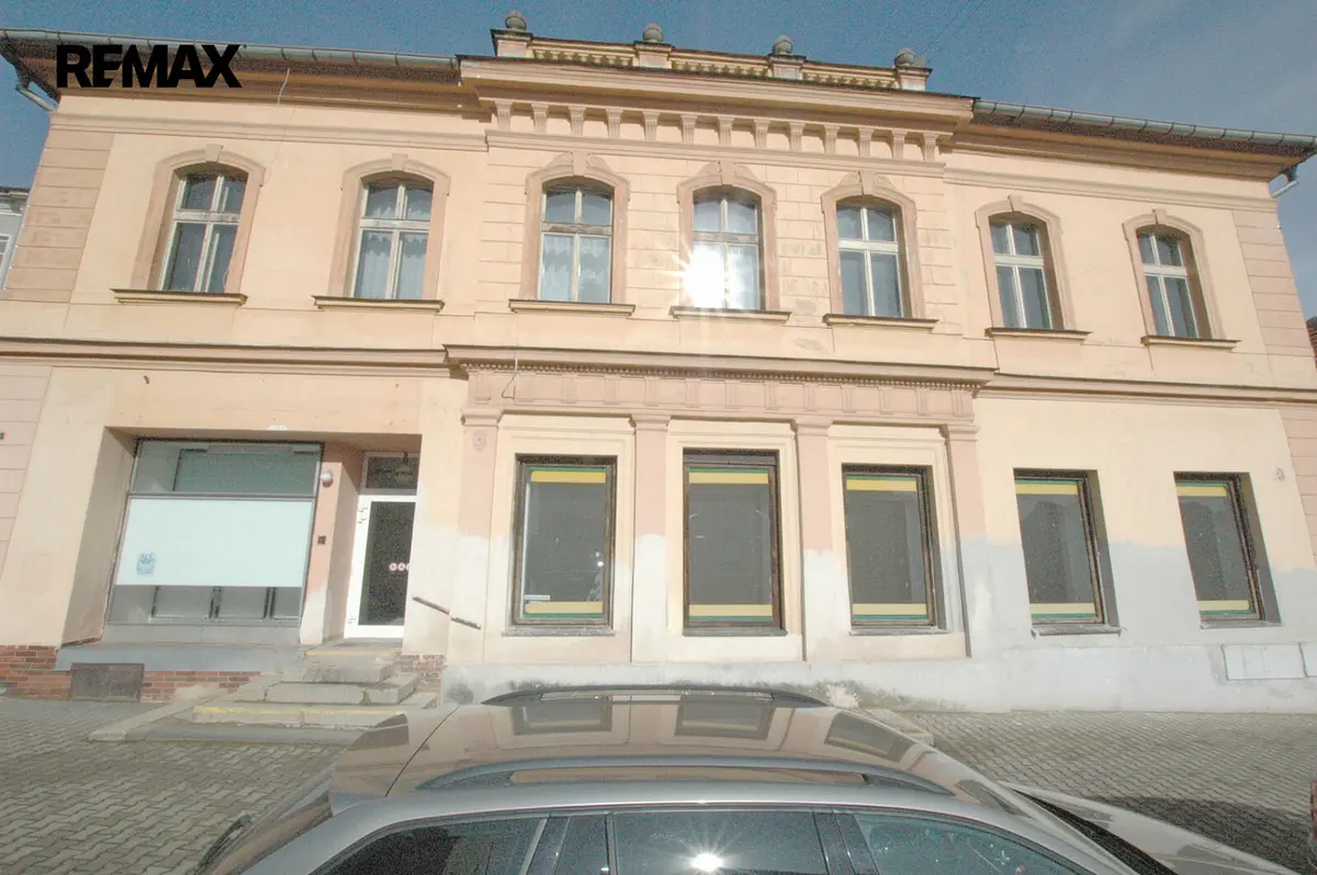 Prodej komerčního prostoru 499 m², Chodské náměstí · Hostouň u Horšovského Týna · Hostouň