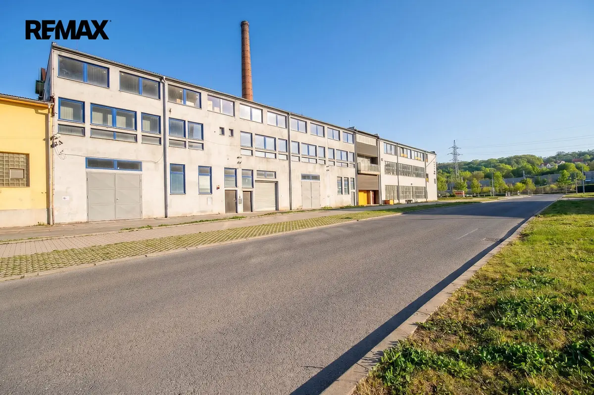 Pronájem komerčního prostoru 1263 m², Praha 3 - Vysočany