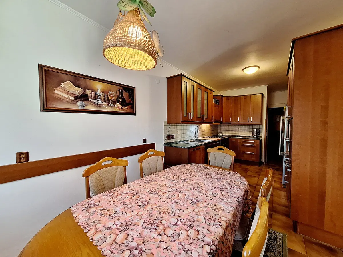 Pronájem domu 200 m², Želešice