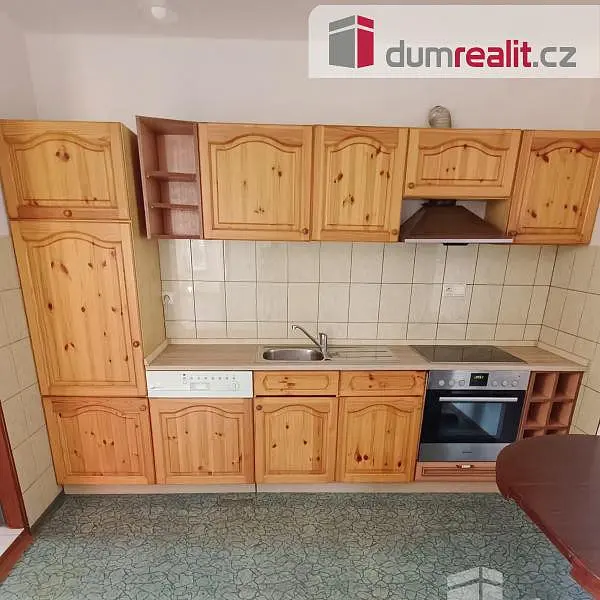 Pronájem bytu 2+1 70 m², Vilsnická · Chrochvice · Děčín
