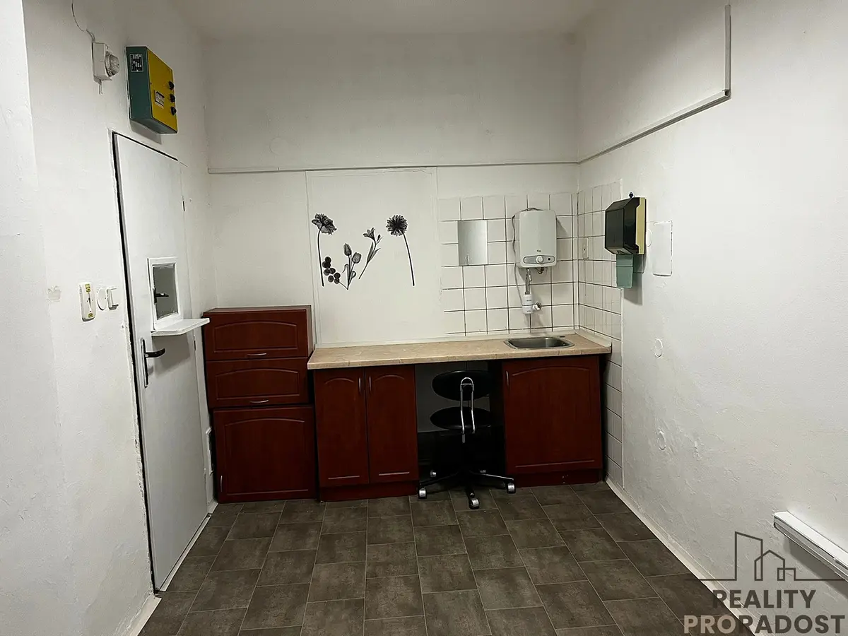 Pronájem komerčního prostoru 20 m², Studentská · Nový Bohumín · Bohumín