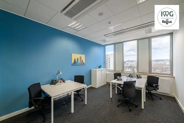 Pronájem komerčního prostoru 15 m², Rohanské nábřeží · Karlín
