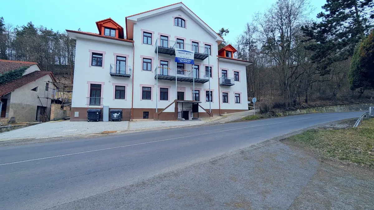 Pronájem bytu 2+kk 54 m², Peruc