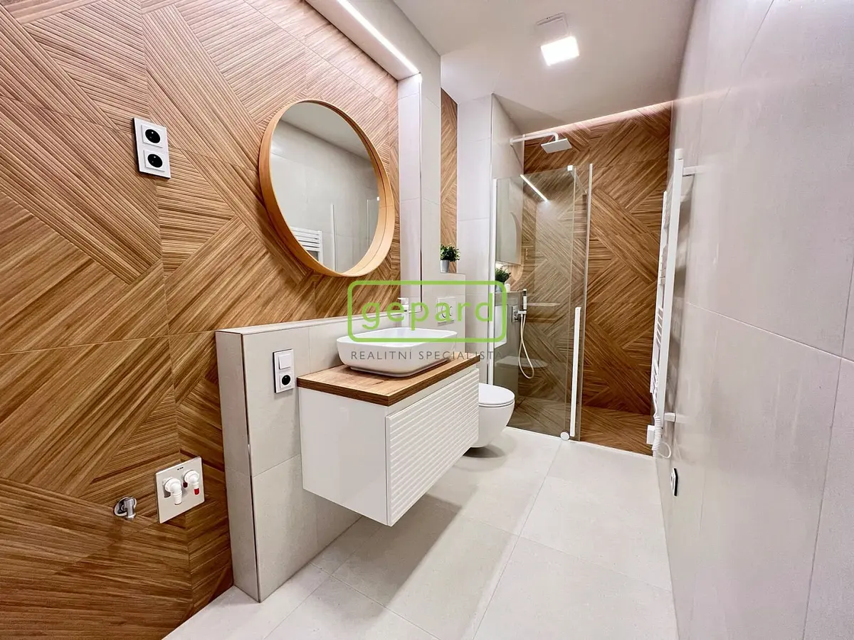 Prodej bytu 2+kk 52 m², V Zámcích · Bohnice
