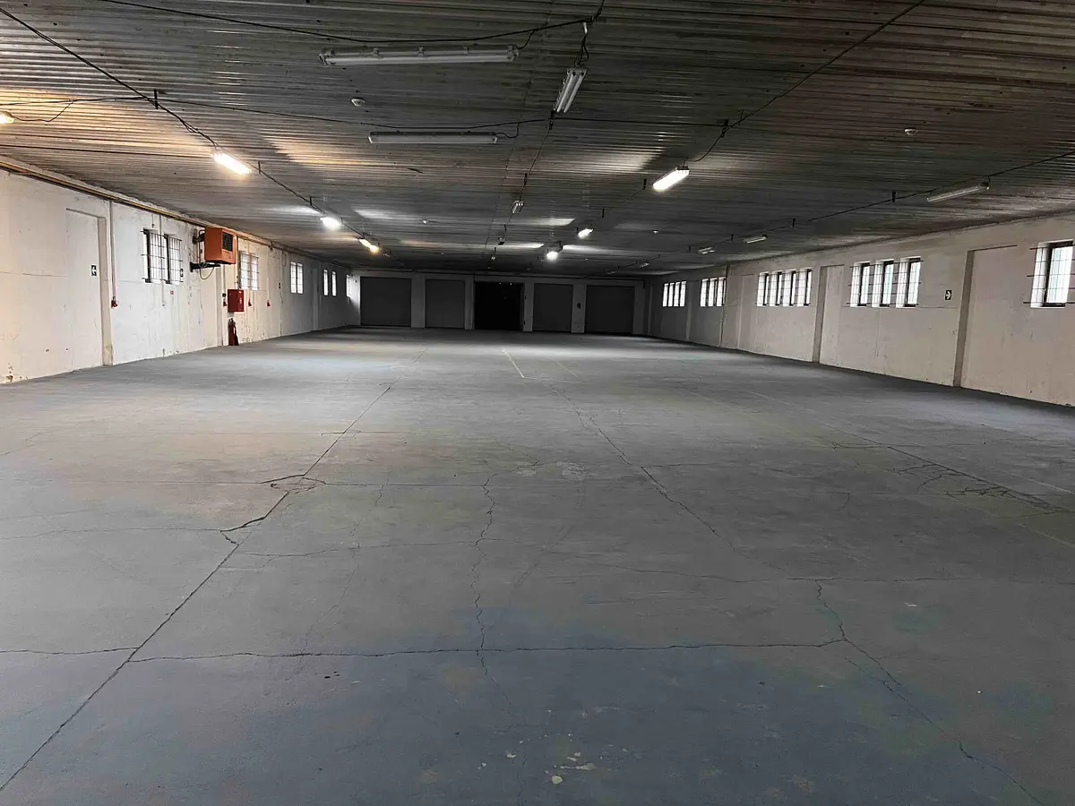 Pronájem komerčního prostoru 1200 m², Moravany u Brna · Moravany