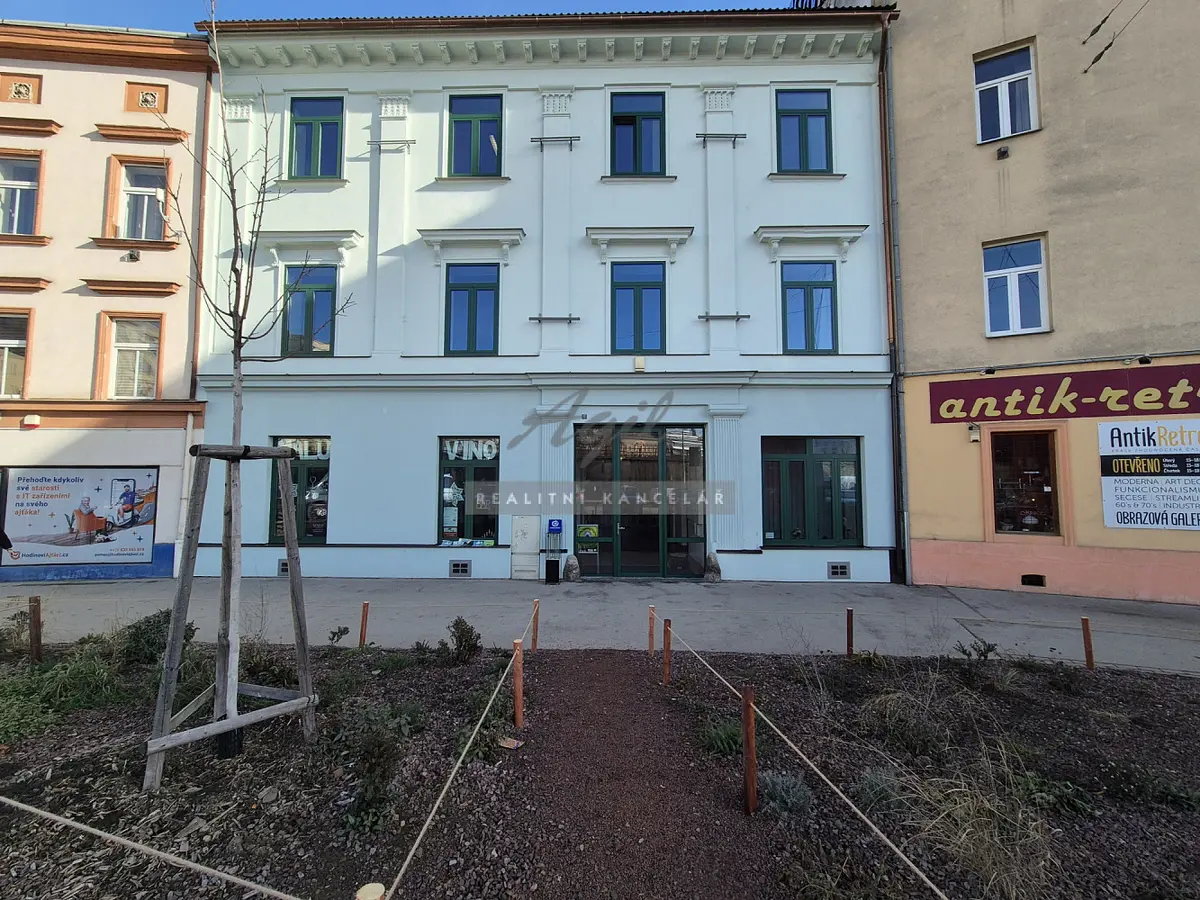 Pronájem komerčního prostoru 108 m², Jezuitská · Město Brno · Brno