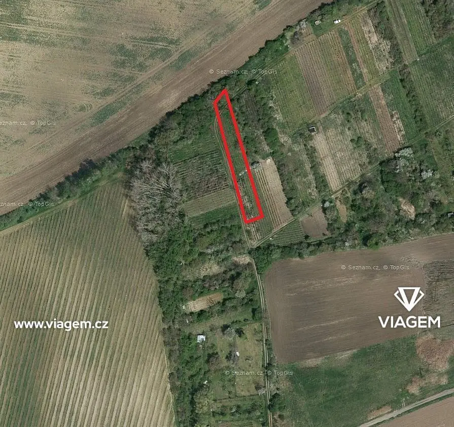 Prodej pozemku 1677 m², Vracov · okres Hodonín