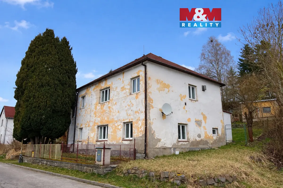 Prodej domu 240 m², Za Lávkou · Studená