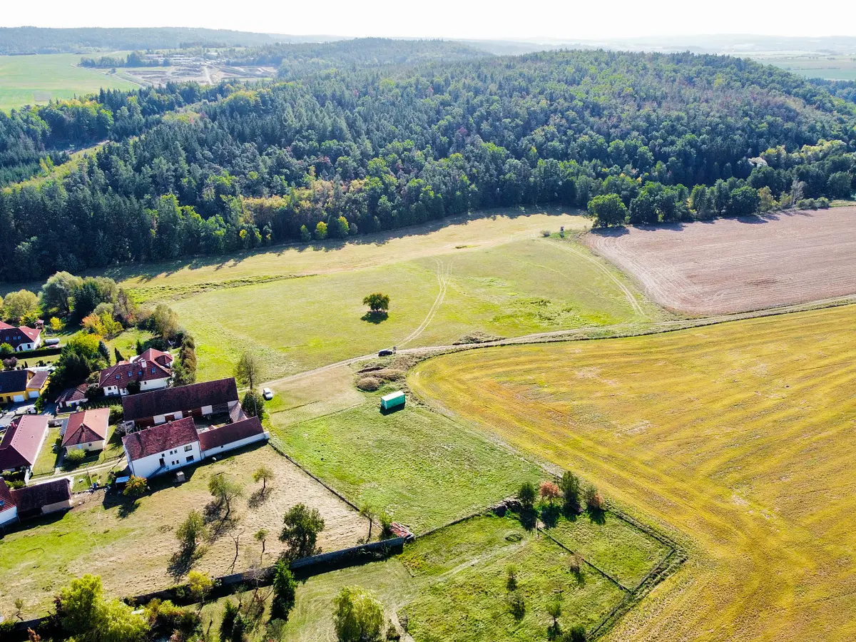 Prodej pozemku 2003 m², Rybníky · okres Příbram
