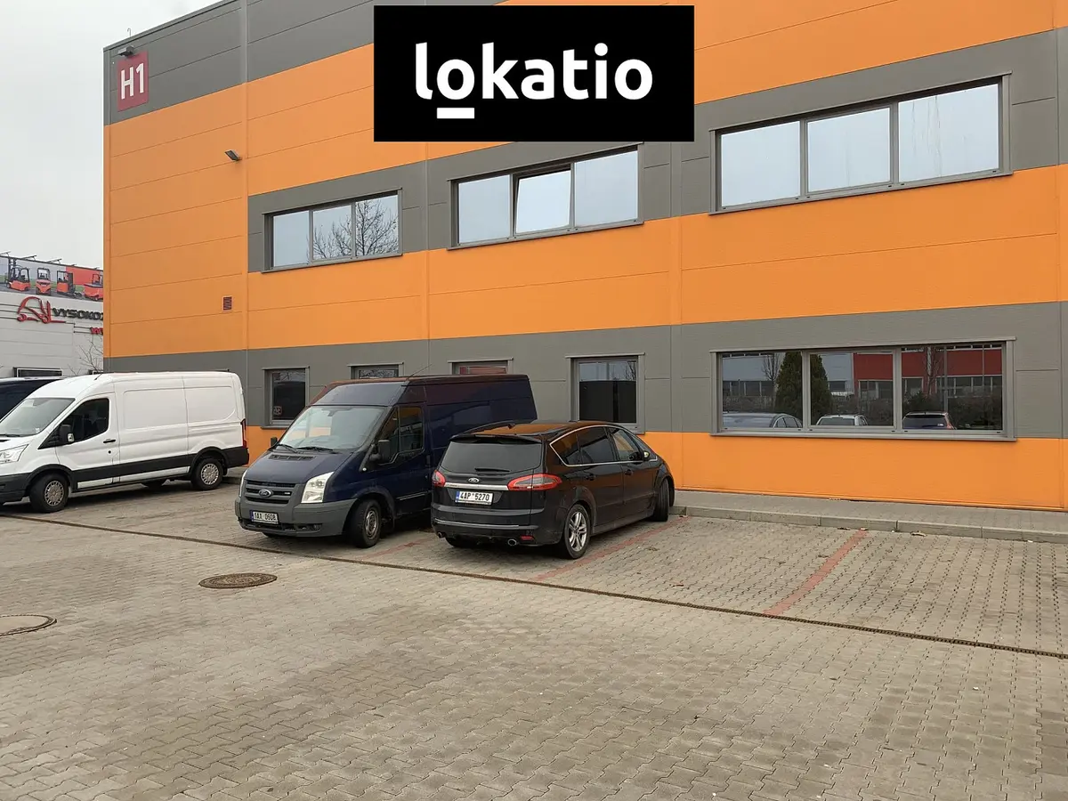 Pronájem komerčního prostoru 4766 m², Horní Počernice