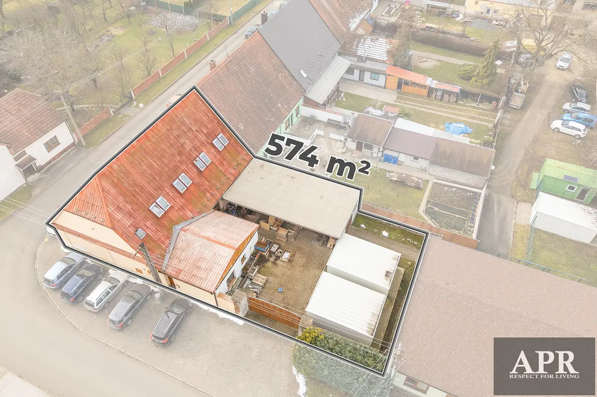 Prodej komerčního prostoru 403 m², Vlčnov · okres Uherské Hradiště