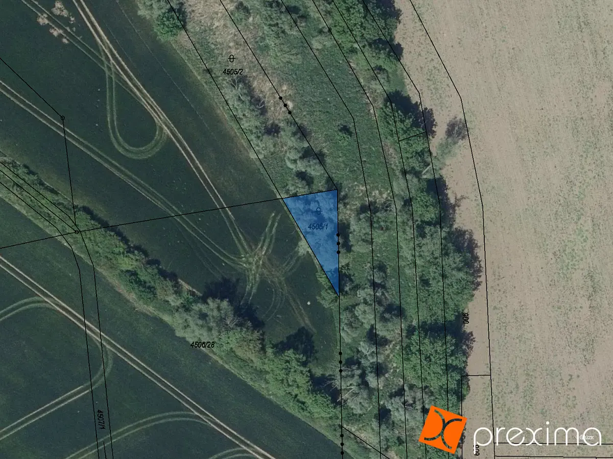 Prodej pozemku 188 m², Louny