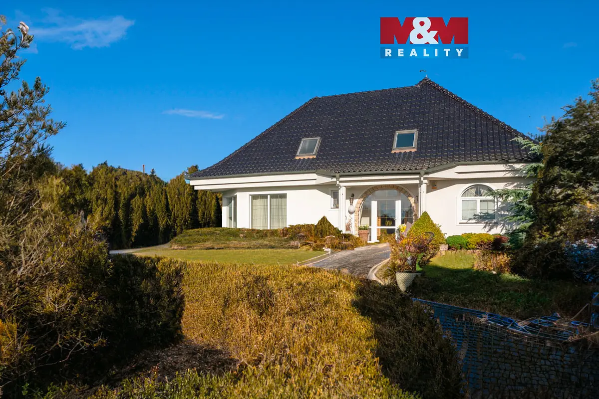 Prodej domu 280 m², V zákruží · Třebestovice