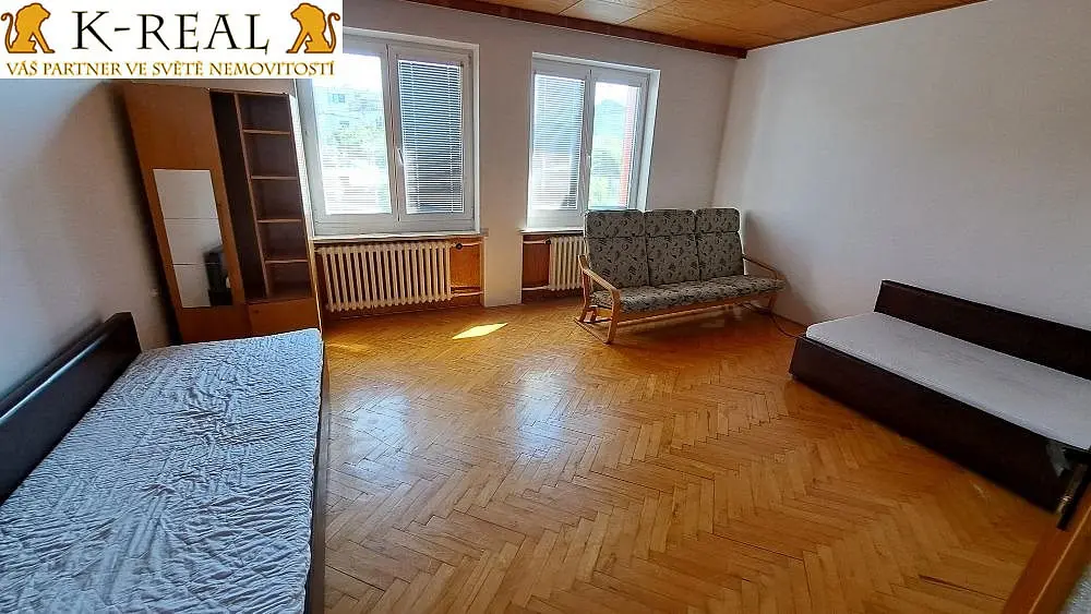 Pronájem bytu 3+1 100 m², Buchlovice · okres Uherské Hradiště