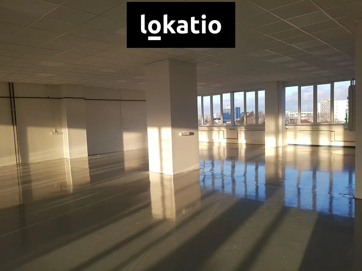 Pronájem komerčního prostoru 830 m², Hradec Králové