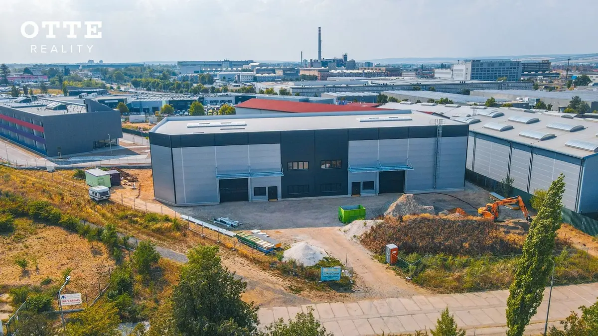 Pronájem komerčního prostoru 804 m², Plzeň