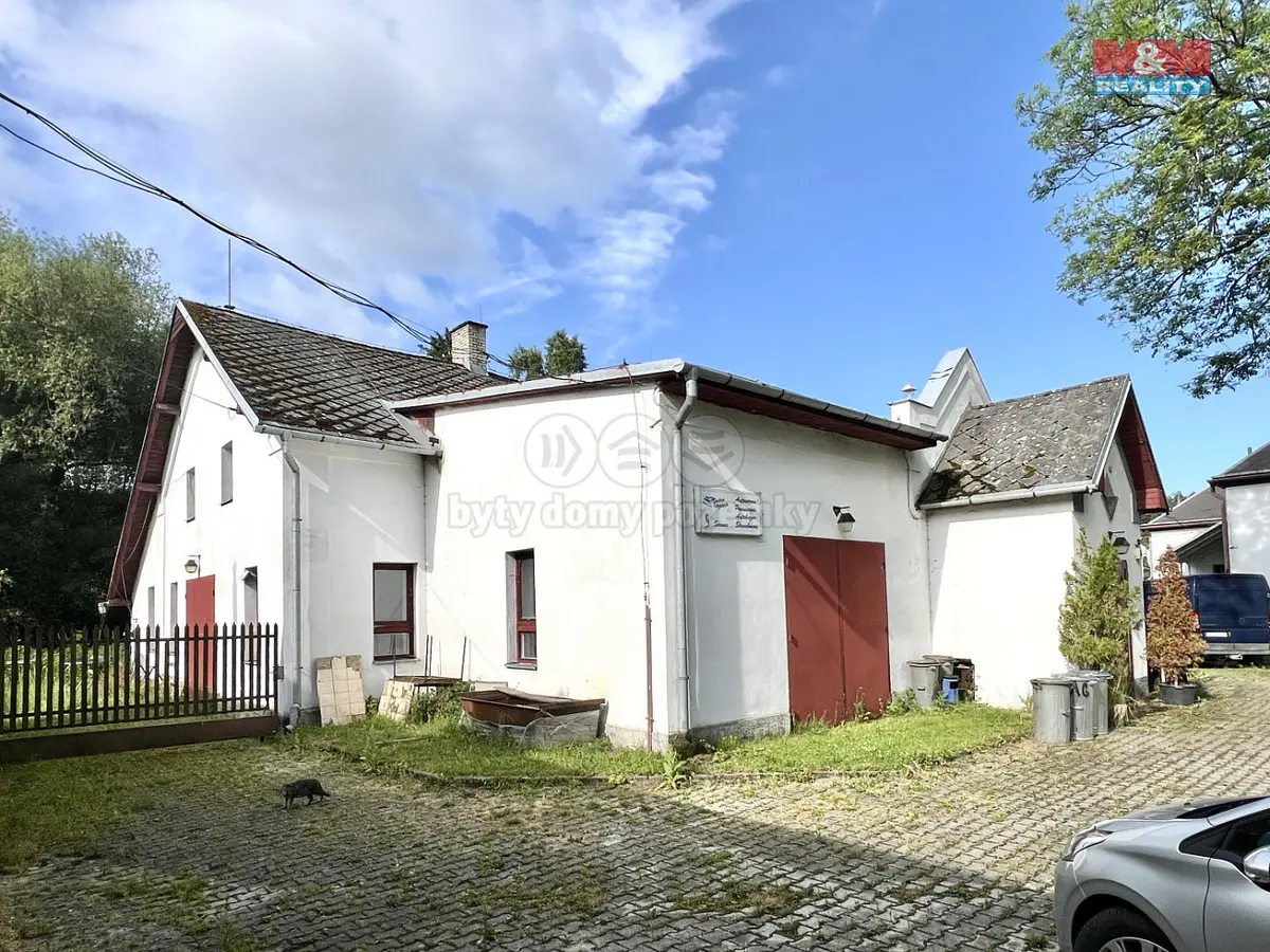 Prodej komerčního prostoru 500 m², Budišov nad Budišovkou