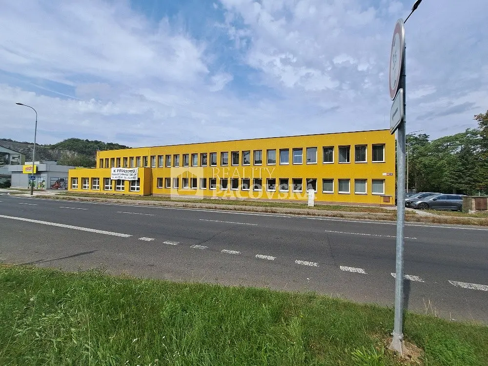 Pronájem komerčního prostoru 16 m², Krásné Březno · Ústí nad Labem