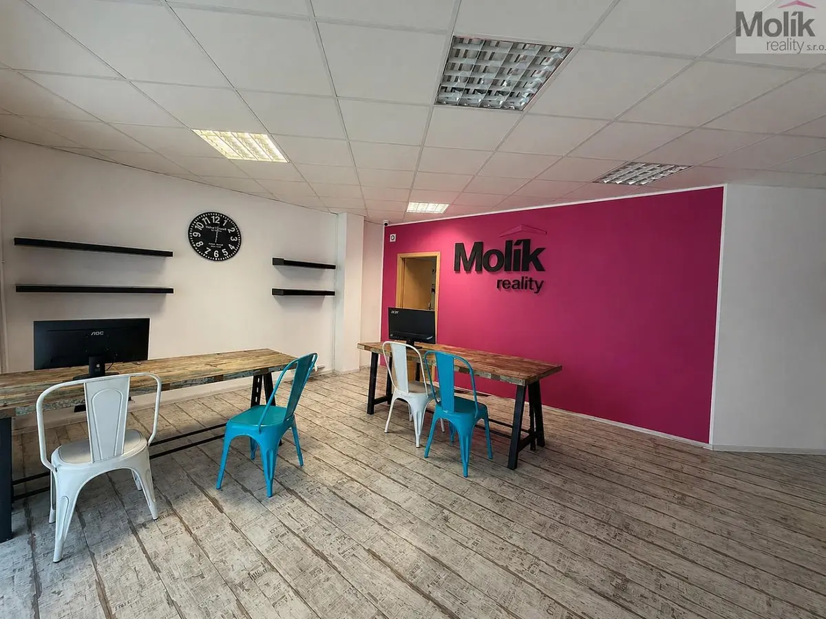 Pronájem komerčního prostoru 59 m², Moskevská · Most II · Most