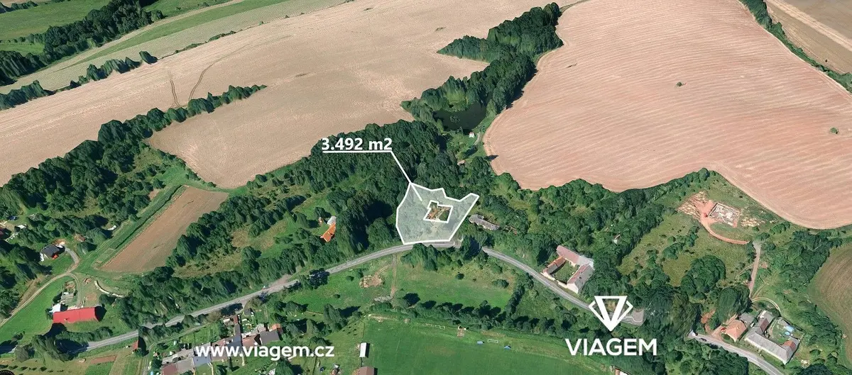 Prodej pozemku 3492 m², Dlouhá Loučka
