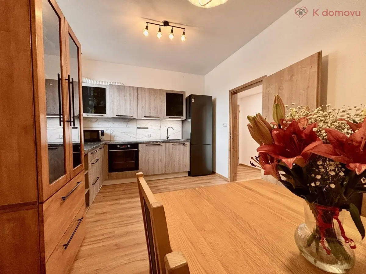 Prodej bytu 2+1 76 m², Husovo nám. · Prostějov, město · Prostějov