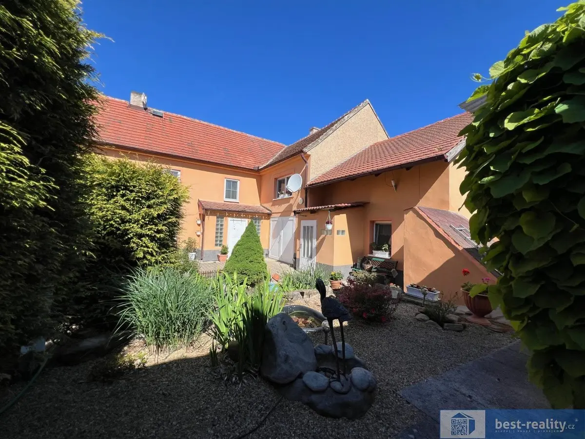 Prodej domu 220 m², Miletice u Velvar · Černuc