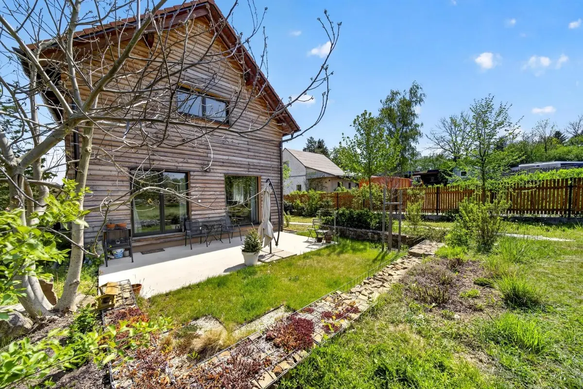 Prodej domu 120 m², Lipová · Svinaře