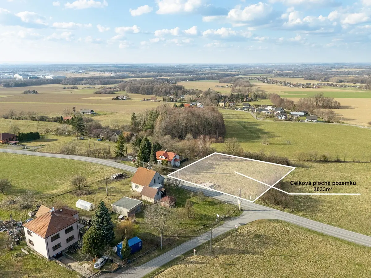 Prodej pozemku 3033 m², Vyšní Lhoty