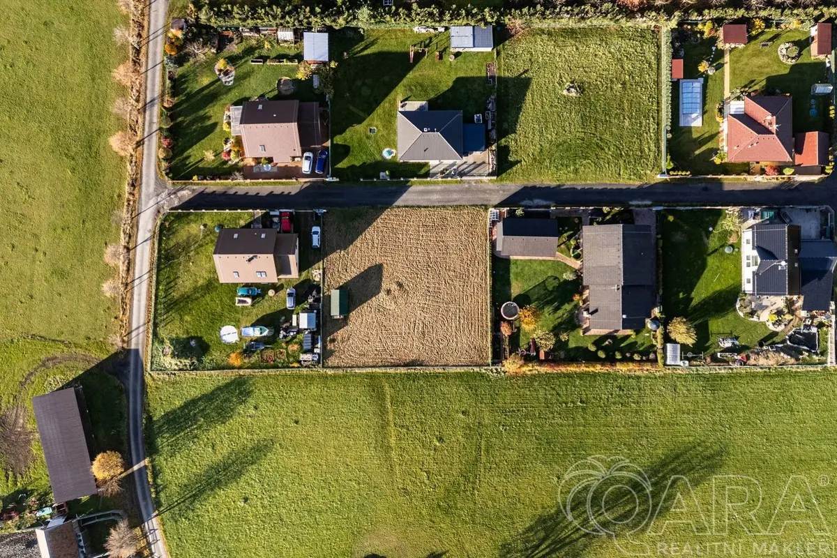 Prodej pozemku 1157 m², Bohutín