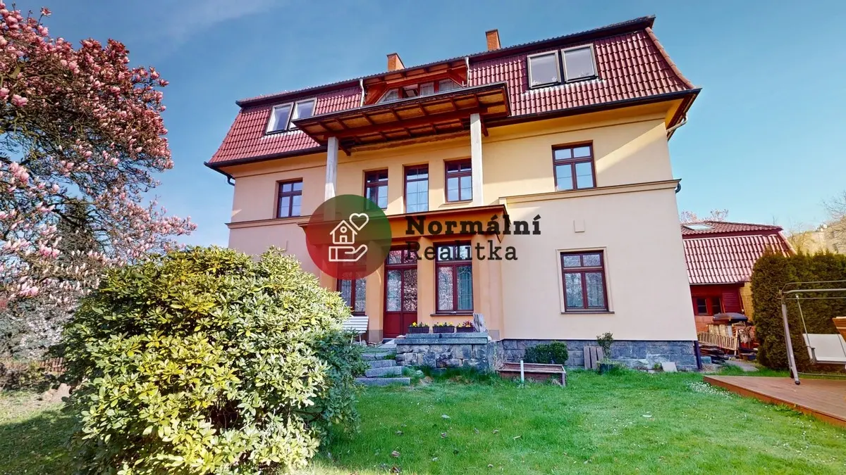 Prodej pozemku 445 m², Nedbalova · Děčín