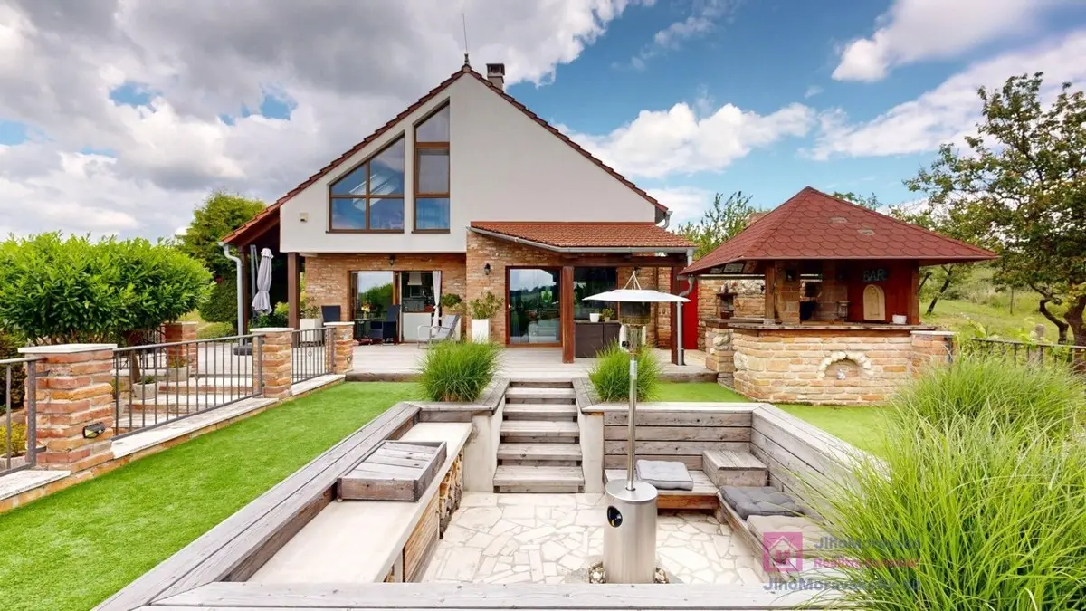 Prodej domu 252 m², Lipová · Valtice