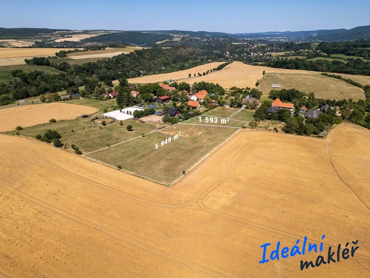 Prodej pozemku 7542 m², Obecní · Svinaře
