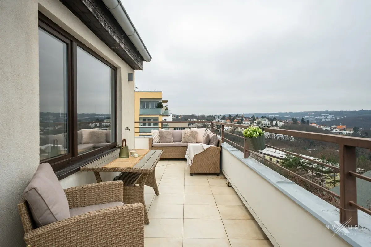 Prodej bytu 6+kk 120 m², Česká · Košíře