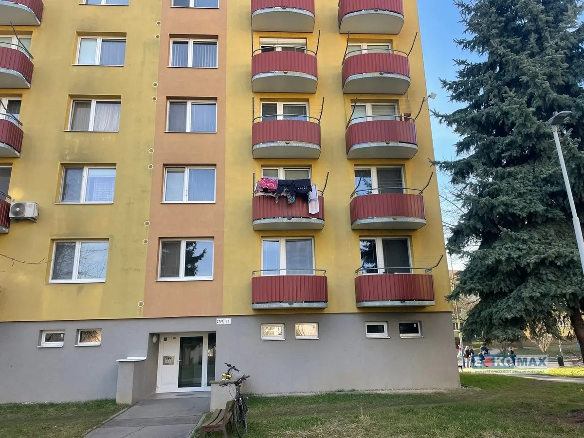 Prodej bytu 3+1 75 m², sídl. Dukelských hrdinů · Břeclav