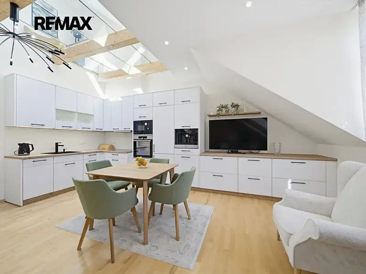 Prodej bytu 5+kk 194 m², Sadová · Karlovy Vary