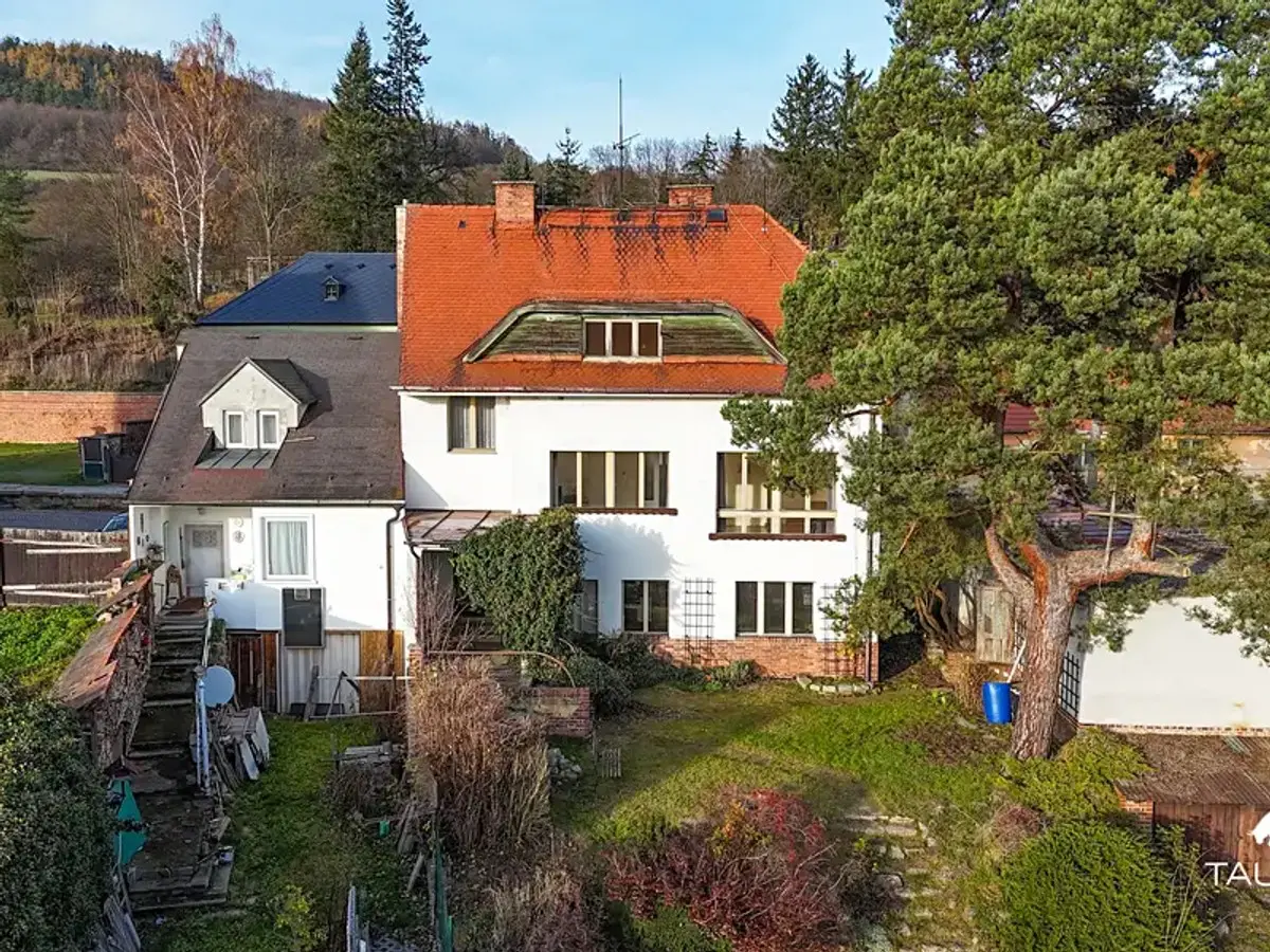 Prodej domu 329 m², Manětín