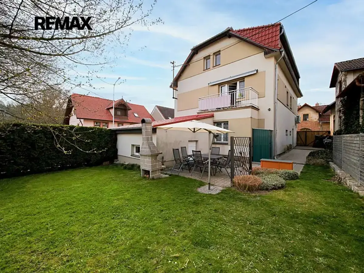 Prodej domu 220 m², Bezručova · Mnichovice u Říčan · Mnichovice