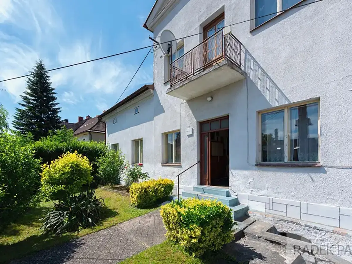 Prodej domu 218 m², Palackého náměstí · Dobrovice