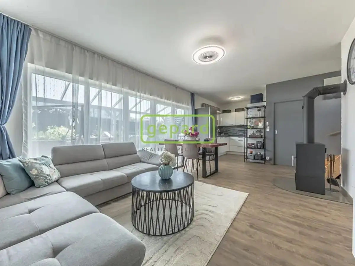 Prodej bytu 4+kk 99 m², Jiřice