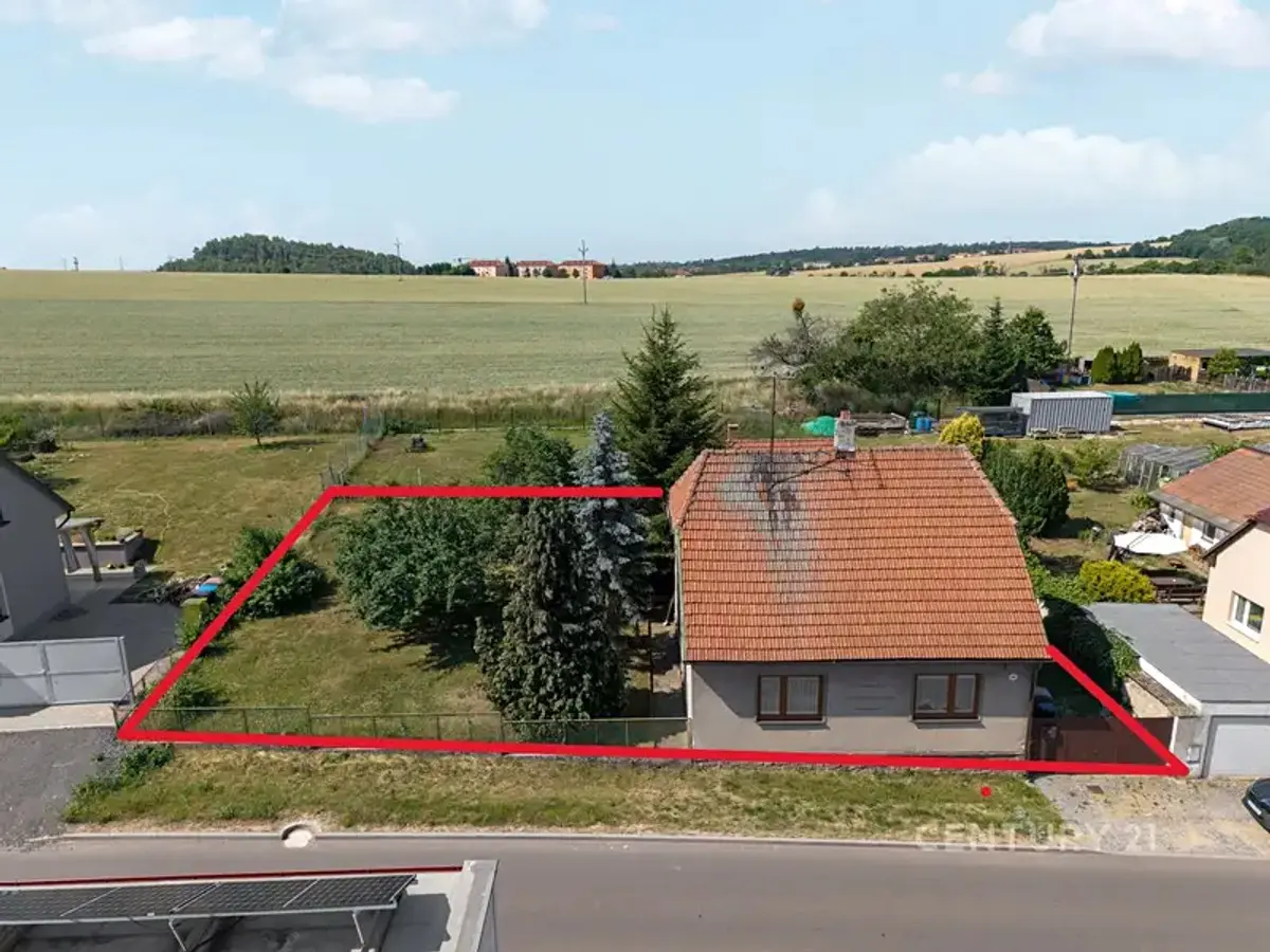 Prodej pozemku 724 m², Náves · Babice u Rosic