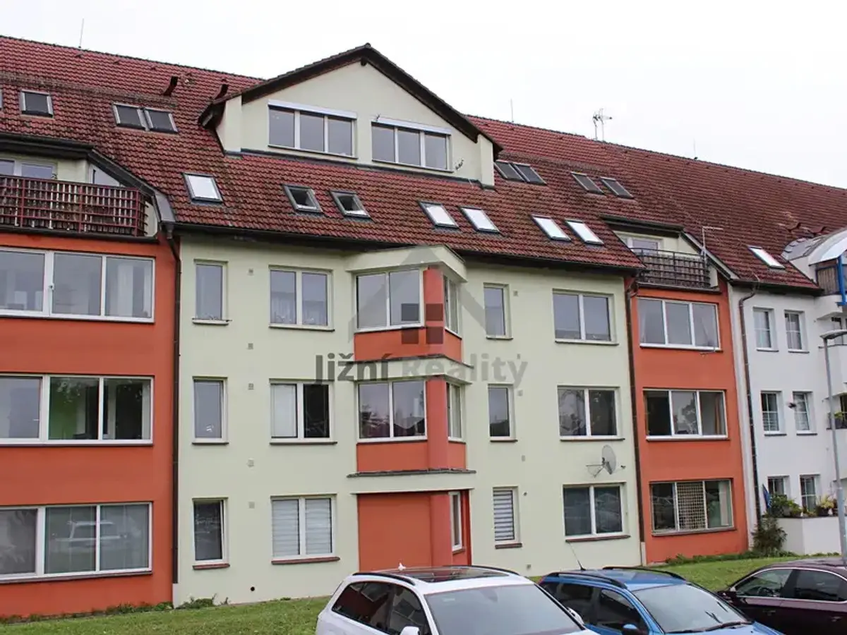 Prodej bytu 2+1 70 m², Sídl. Škorna · Vodňany