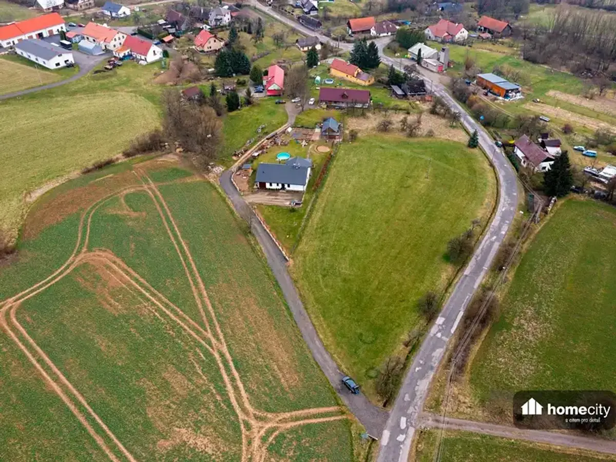 Prodej pozemku 5228 m², Železnice · okres Jičín