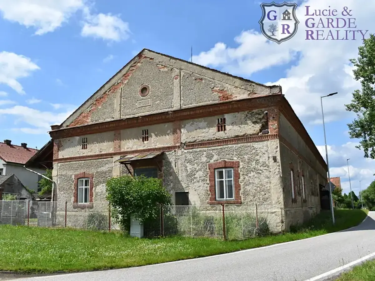 Prodej domu 175 m², Dražíč