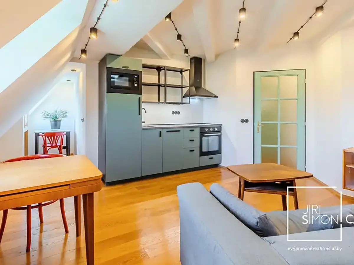 Prodej bytu 1+kk 40 m², Veverkova · Holešovice