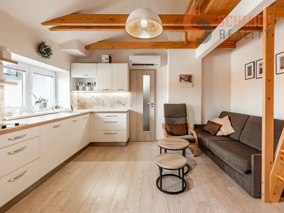Prodej bytu 1+kk 16 m², Koněvova · Mikulov na Moravě · Mikulov