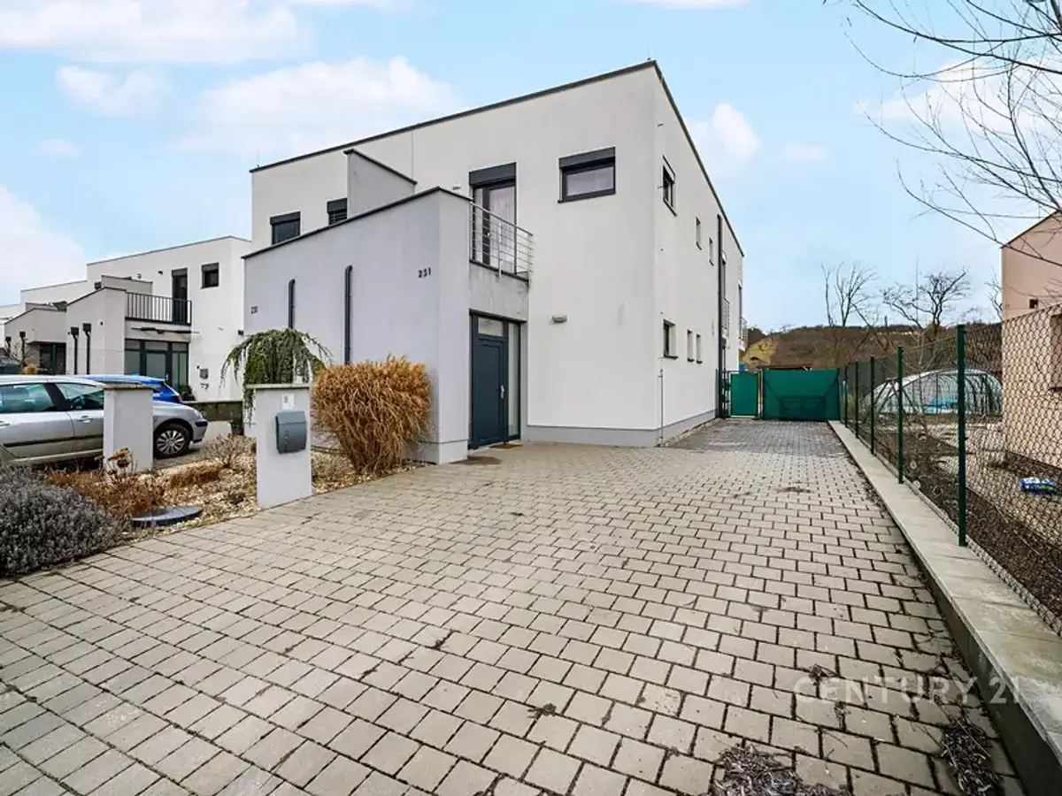 Prodej domu 172 m², Hajany