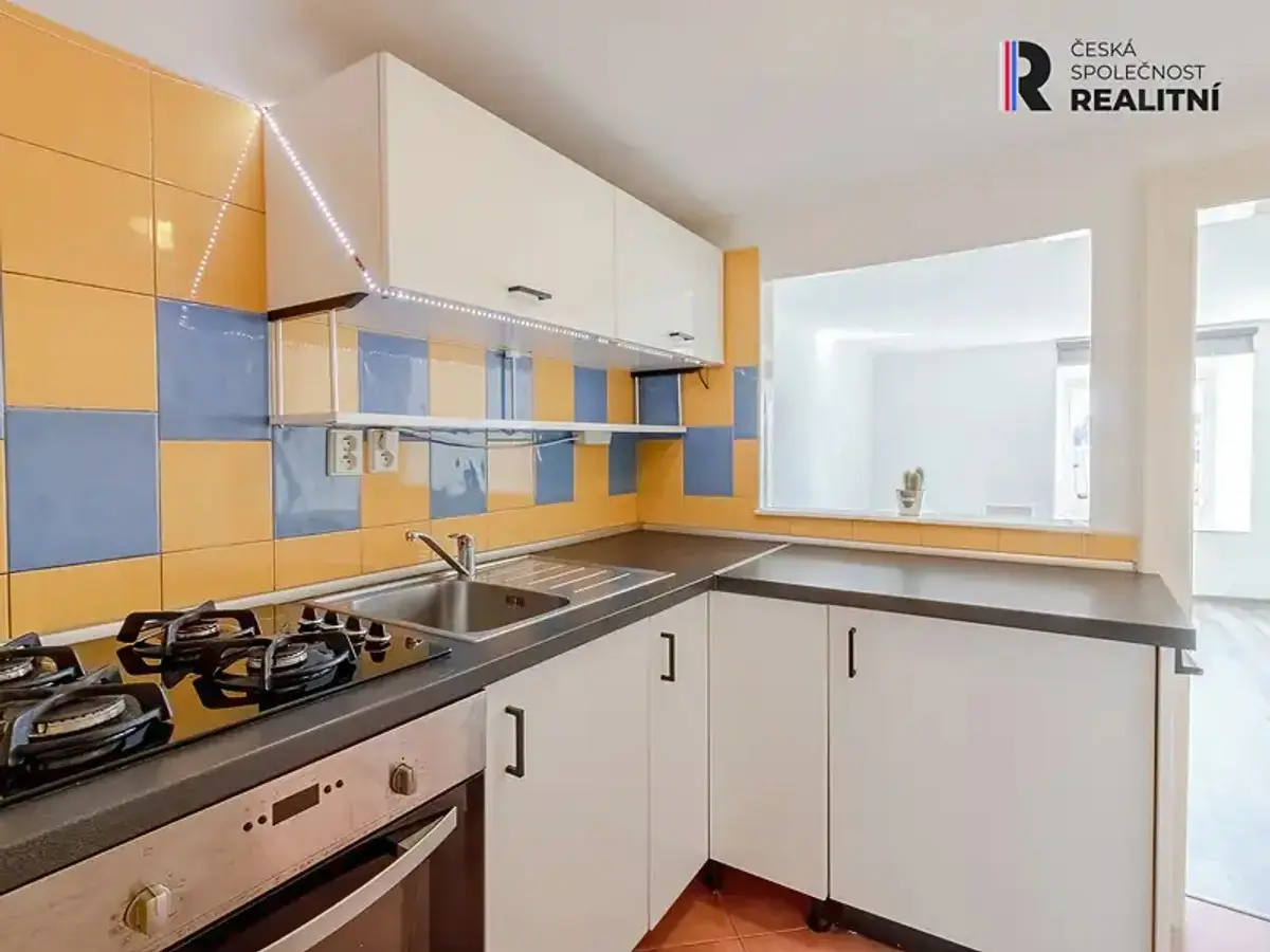 Prodej bytu 1+kk 24 m², Smetanova · Jihlava